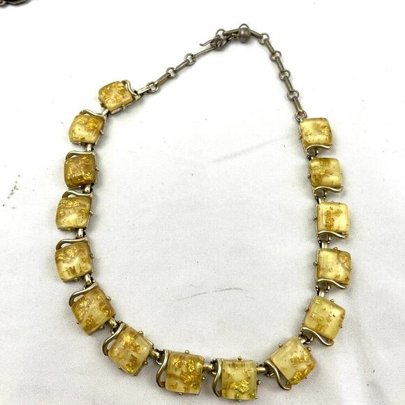VTG Coro Confetti Necklace Thermoset Lucite with Gold Flecks 16" Signed MCM - Picture 11 of 16
